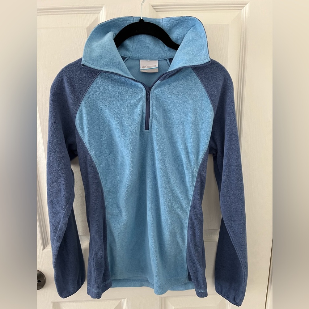 Columbia sweater